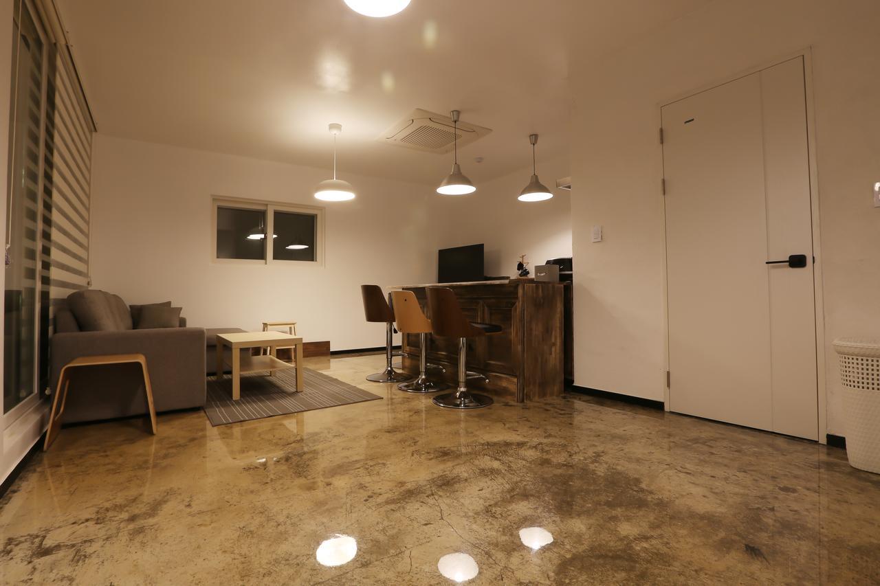 הוילה גנגנאונג Muju House מראה חיצוני תמונה