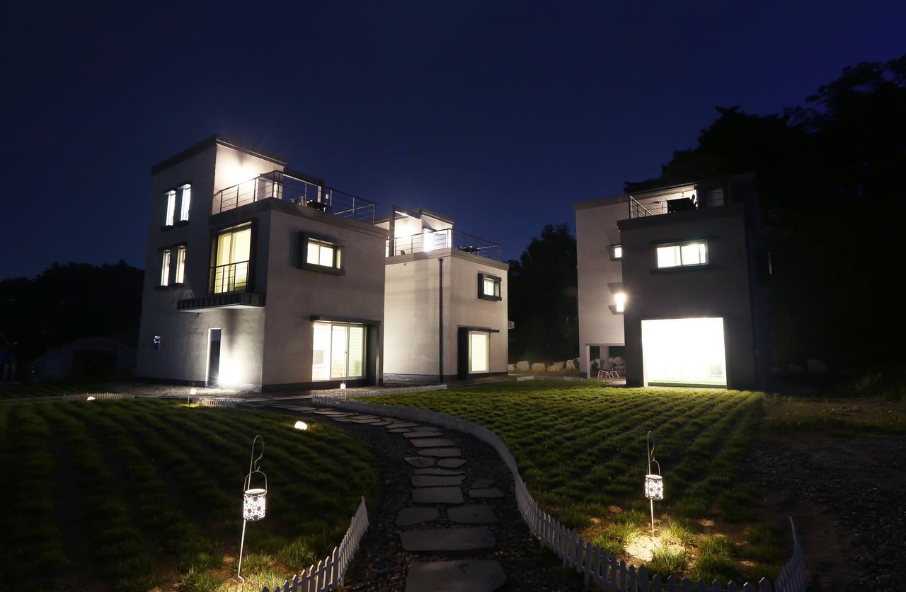 הוילה גנגנאונג Muju House מראה חיצוני תמונה