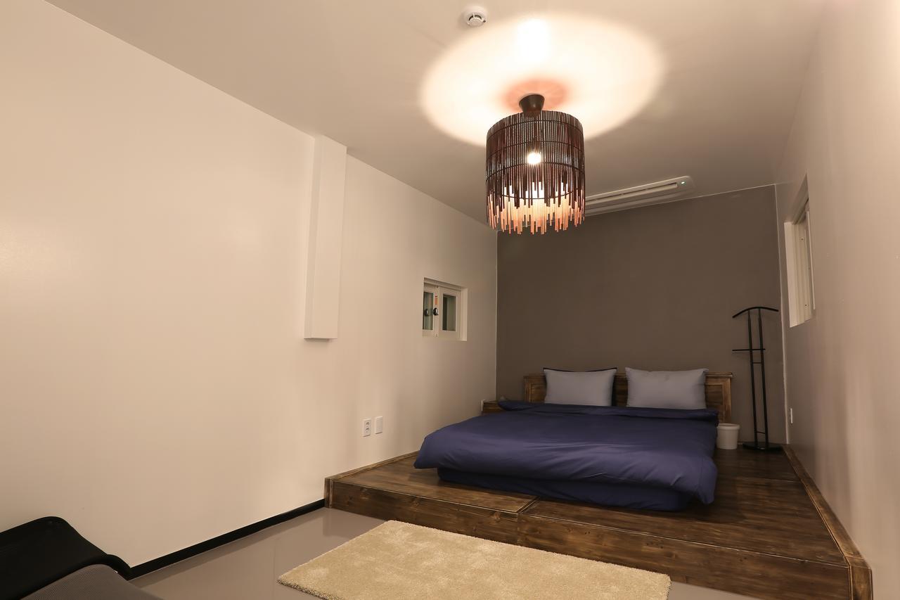 הוילה גנגנאונג Muju House מראה חיצוני תמונה